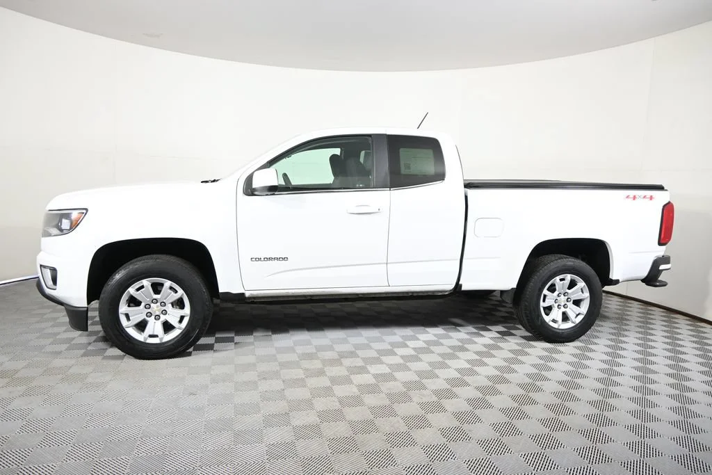 Used 2016 Chevrolet Colorado LT with VIN 1GCHTCE33G1389638 for sale in Forest Lake, Minnesota