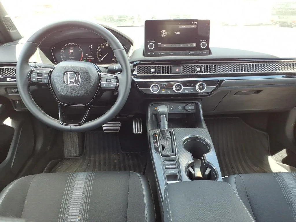 2026 Honda Civic Hatchback Sport - Photo 8