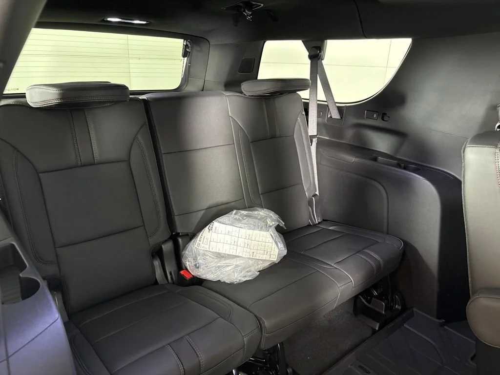 2026 Chevrolet Suburban RST - Photo 27
