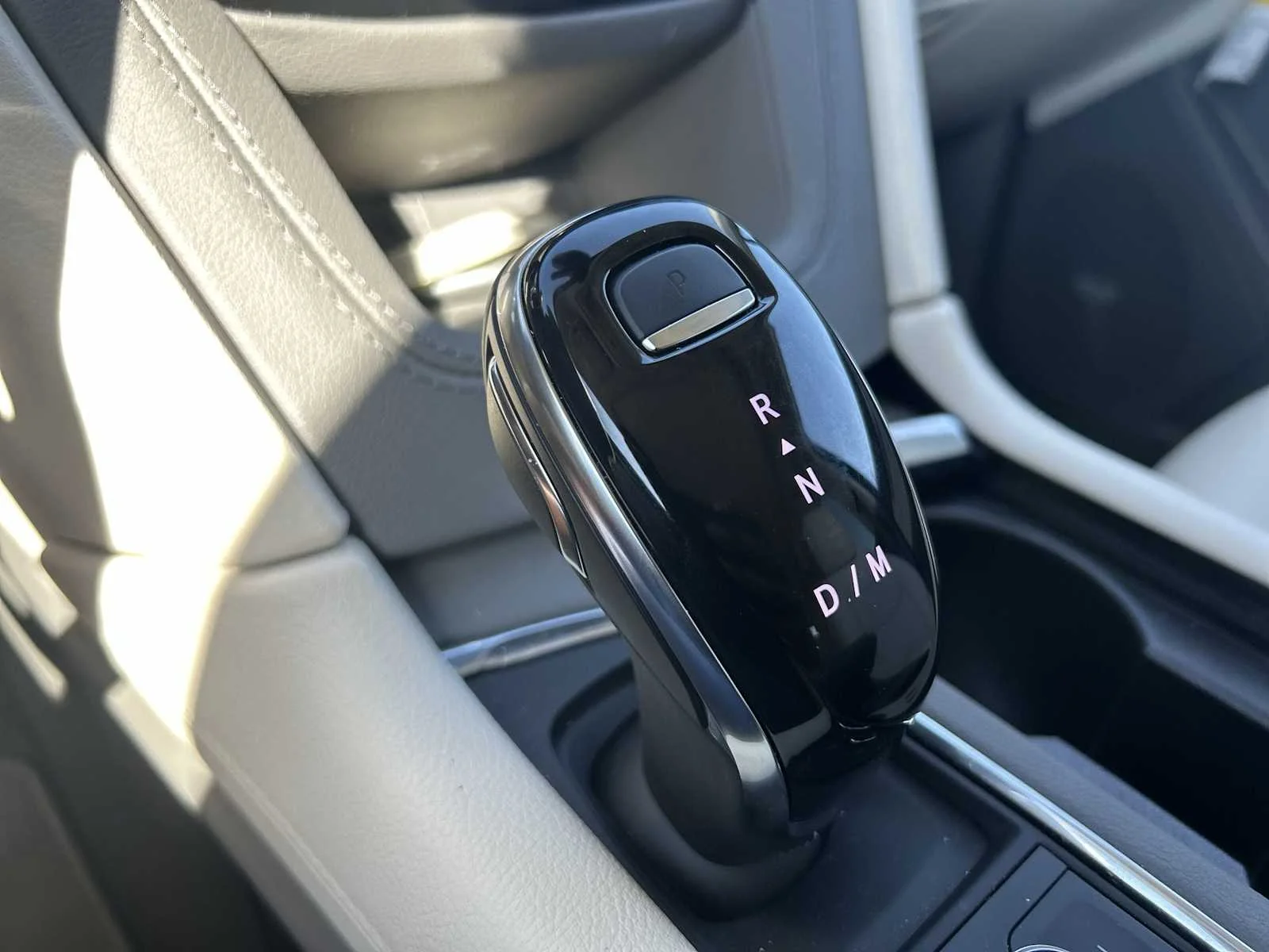 2025 Cadillac XT5 Premium Luxury - Photo 17