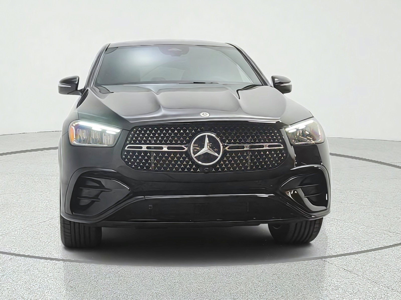 Certified Used 2025 Obsidian Black Metallic Mercedes-Benz GLE 450 4MATIC® Coupe image 2