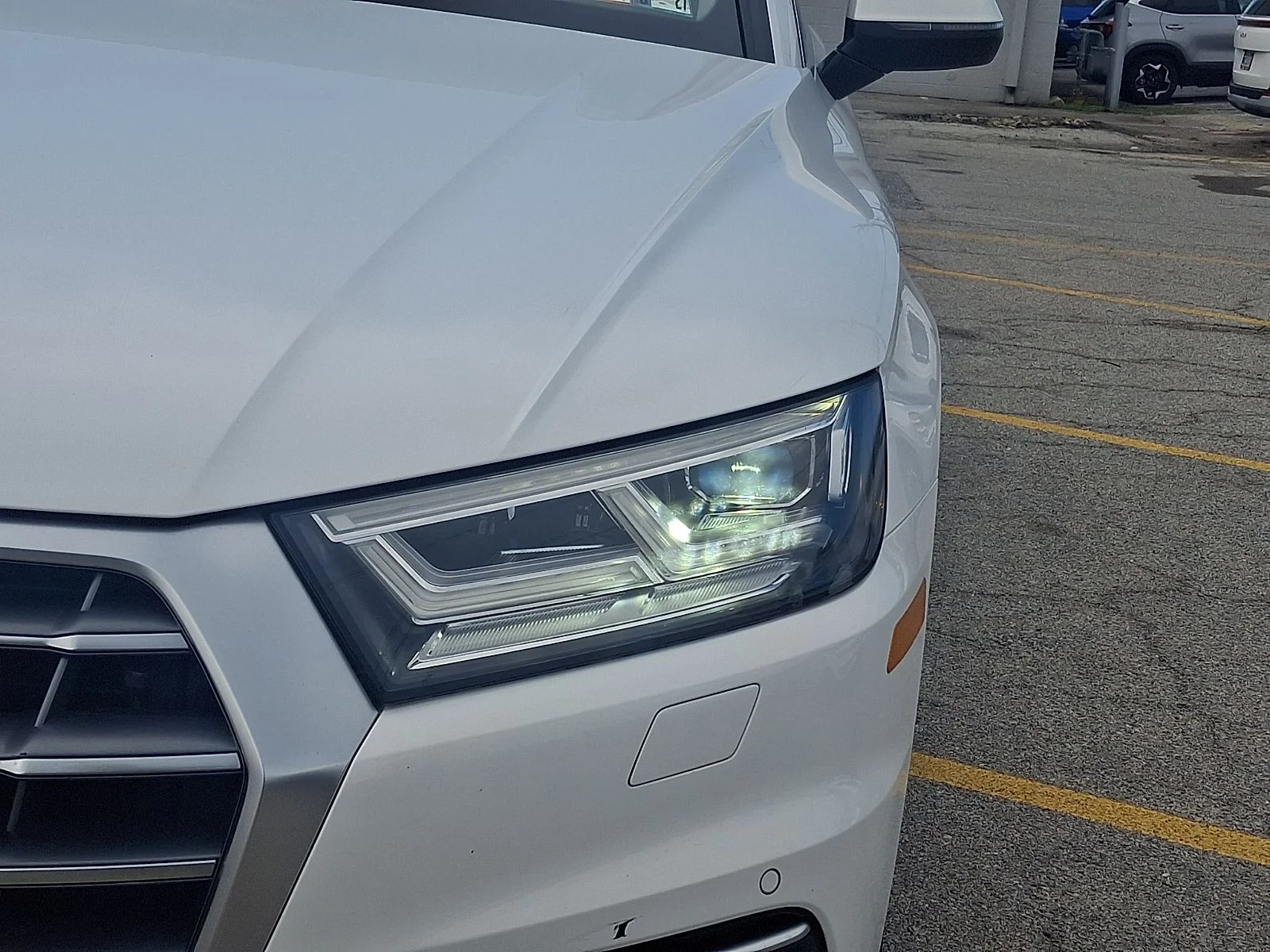 Used 2020 White Audi 45 Premium Plus image 9