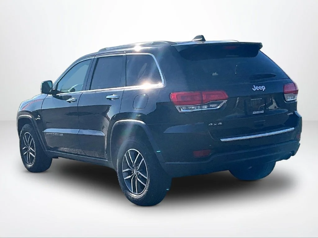 Used 2017 Black Jeep Limited image 10