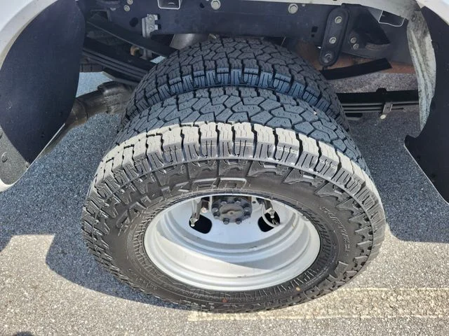 Used 2023 White Ford XL image 6