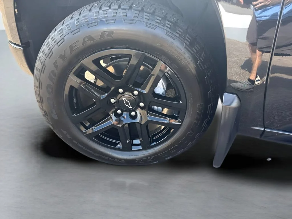Used 2024 Black Chevrolet Custom image 30