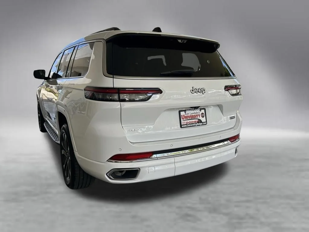 Used 2025 White Jeep Overland image 3