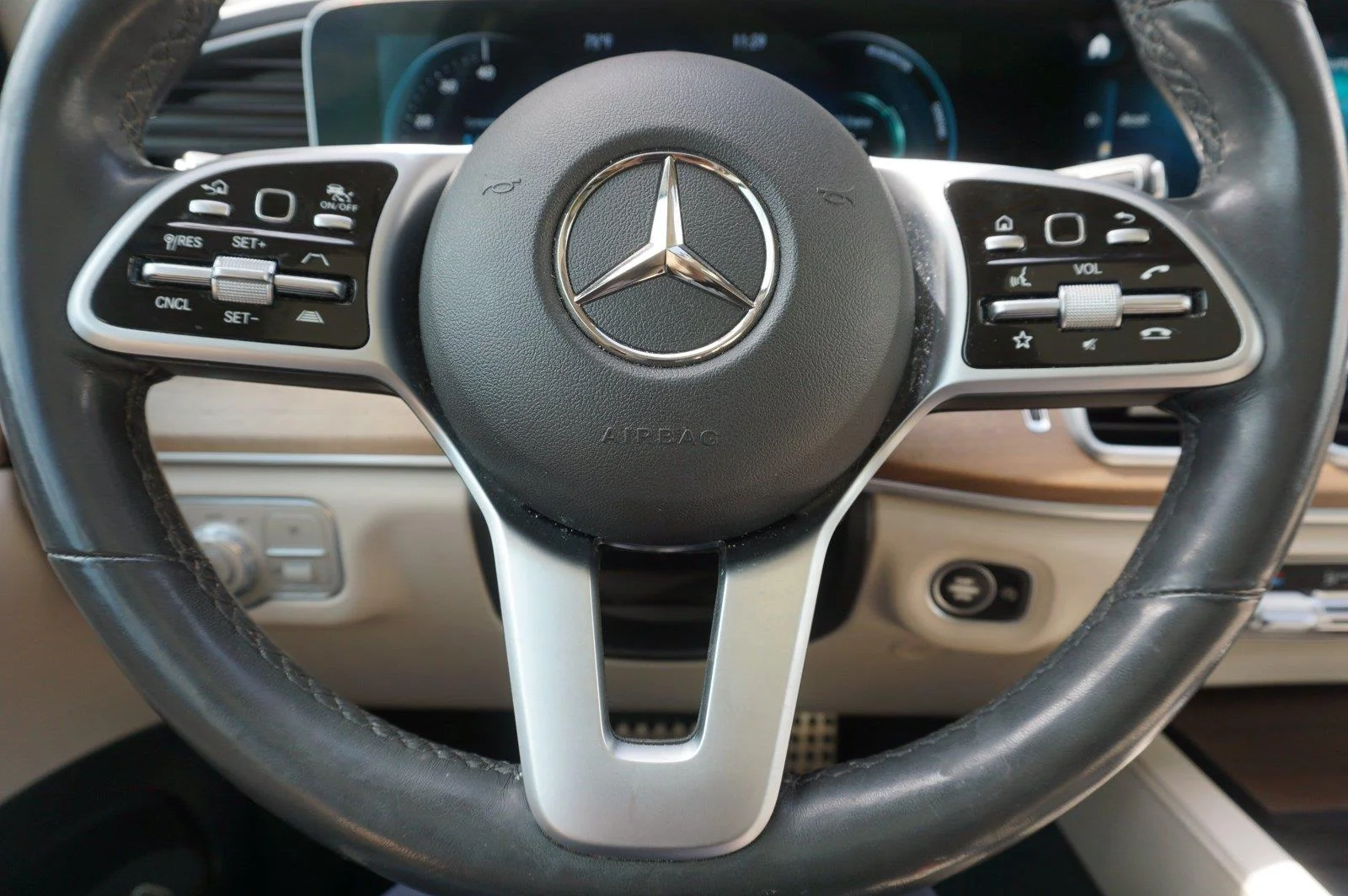 Used 2020 WHITE Mercedes-Benz GLS 580 4MATIC® SUV image 16