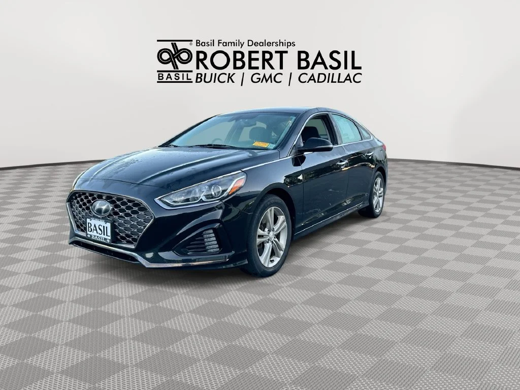 Used 2019 Black Hyundai SEL image 4