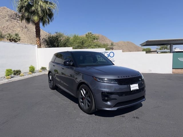 Certified Used 2024 Varesine Blue Metallic Land Rover Dynamic SE image 3