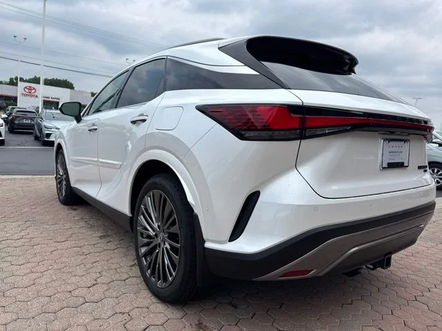 New 2026 Eminent White Pearl Lexus LUXURY image 11