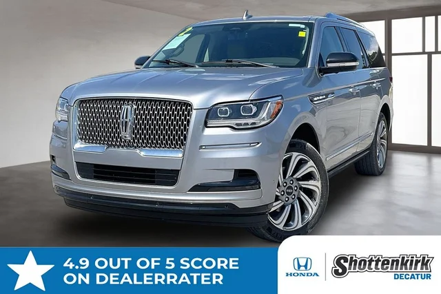 2023 Lincoln Navigator Standard