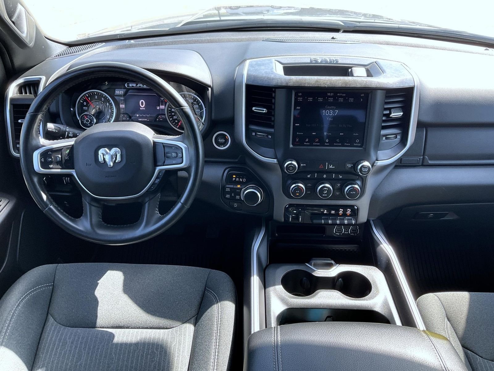 Used 2021 Blue Ram Big Horn/Lone Star image 16