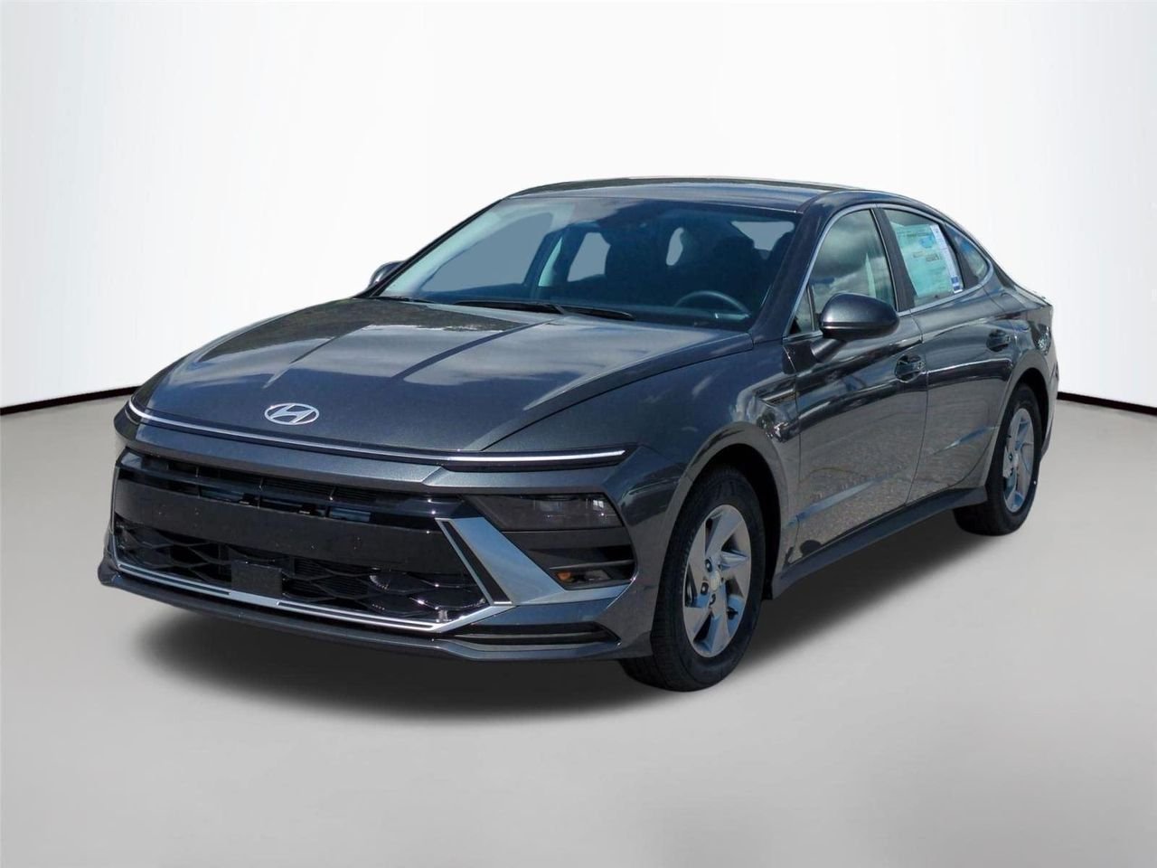 New 2026 Portofino Gray Hyundai SE image 1