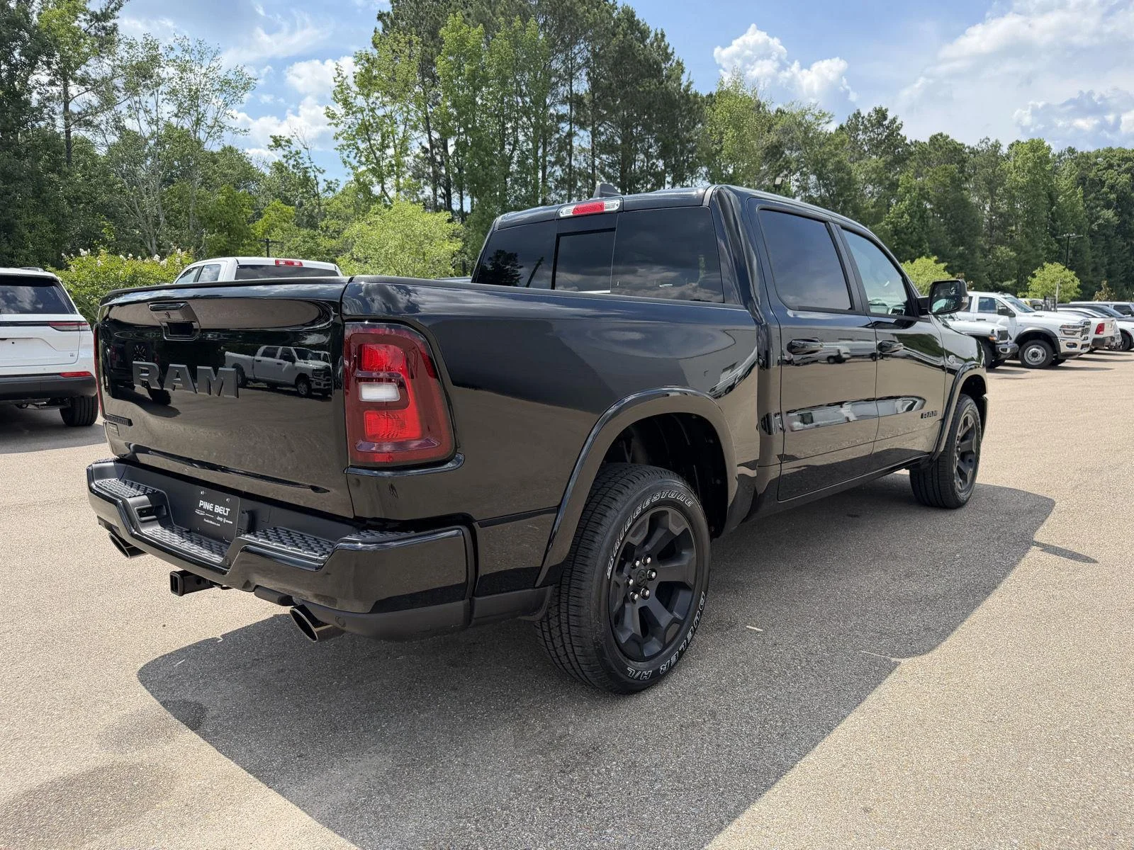 New 2026 Diamond Black Crystal Pearl-Coat Exterior Paint RAM Big Horn image 6