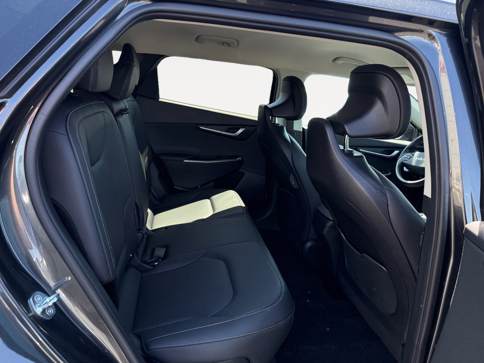 Certified Used 2023 Gray Kia Wind image 18