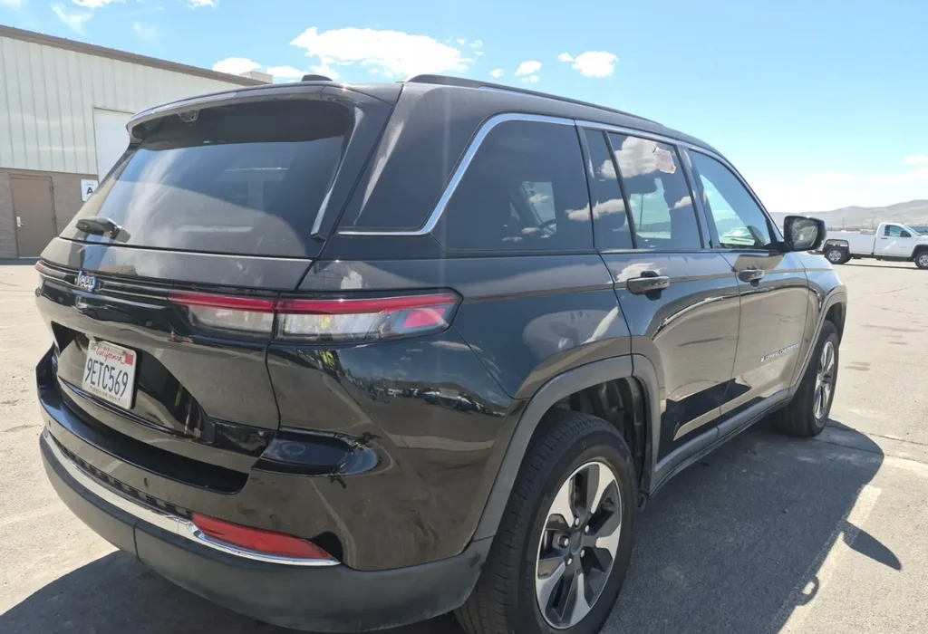 Used 2022 Black Jeep 4xe image 2
