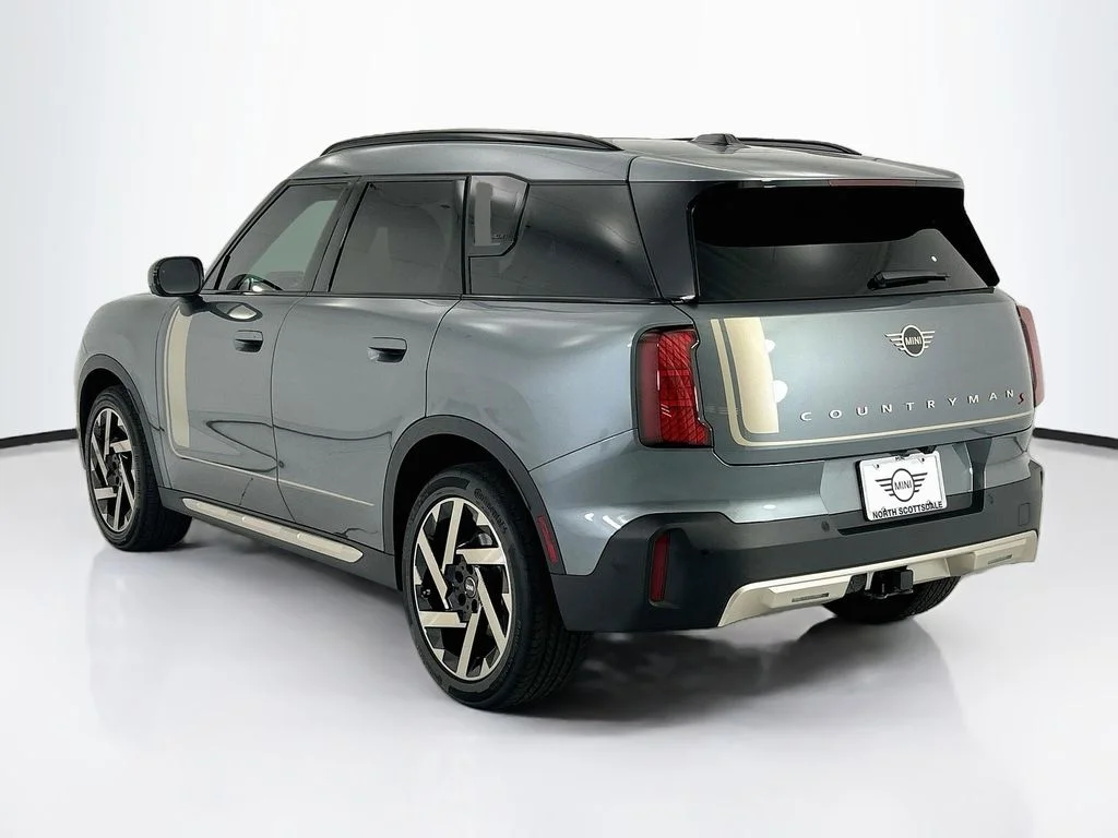 New 2027 Smokey Green Metallic MINI Iconic image 7