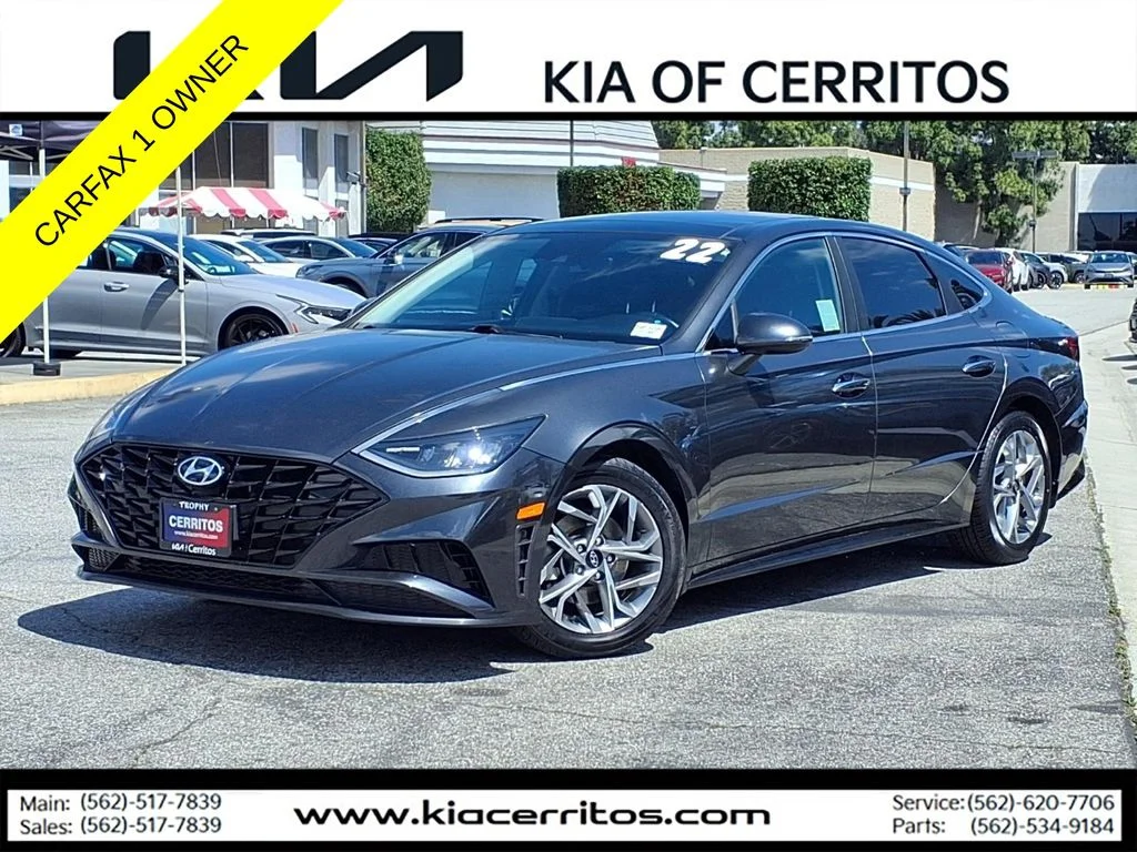 2022 Hyundai Sonata SEL's photo