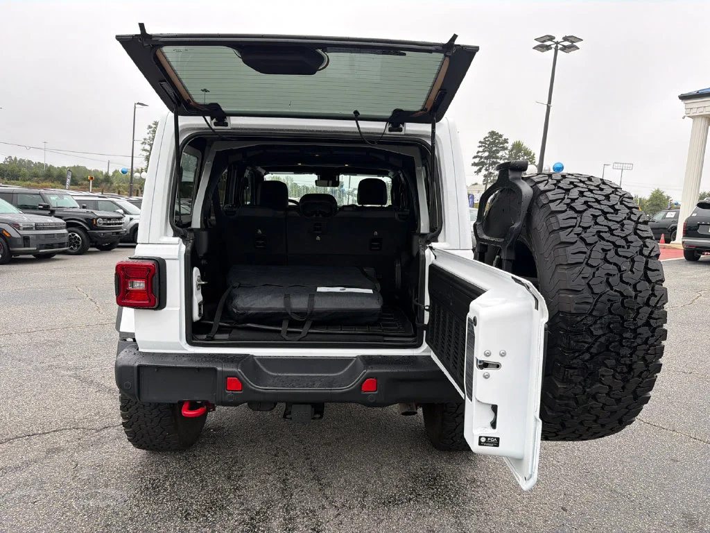 Used 2024 White Jeep Rubicon X image 18