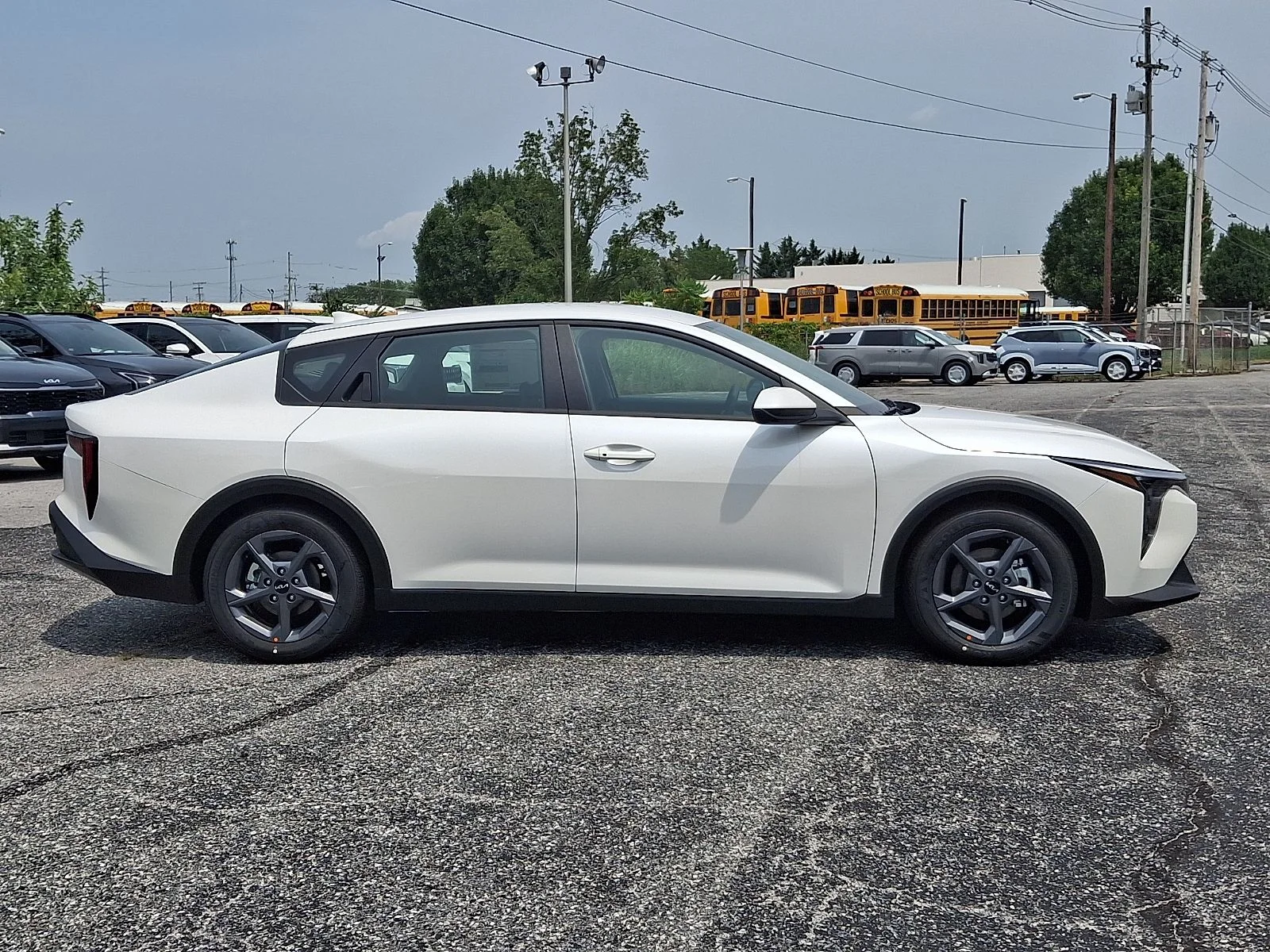 New 2026 White Kia LXS image 8