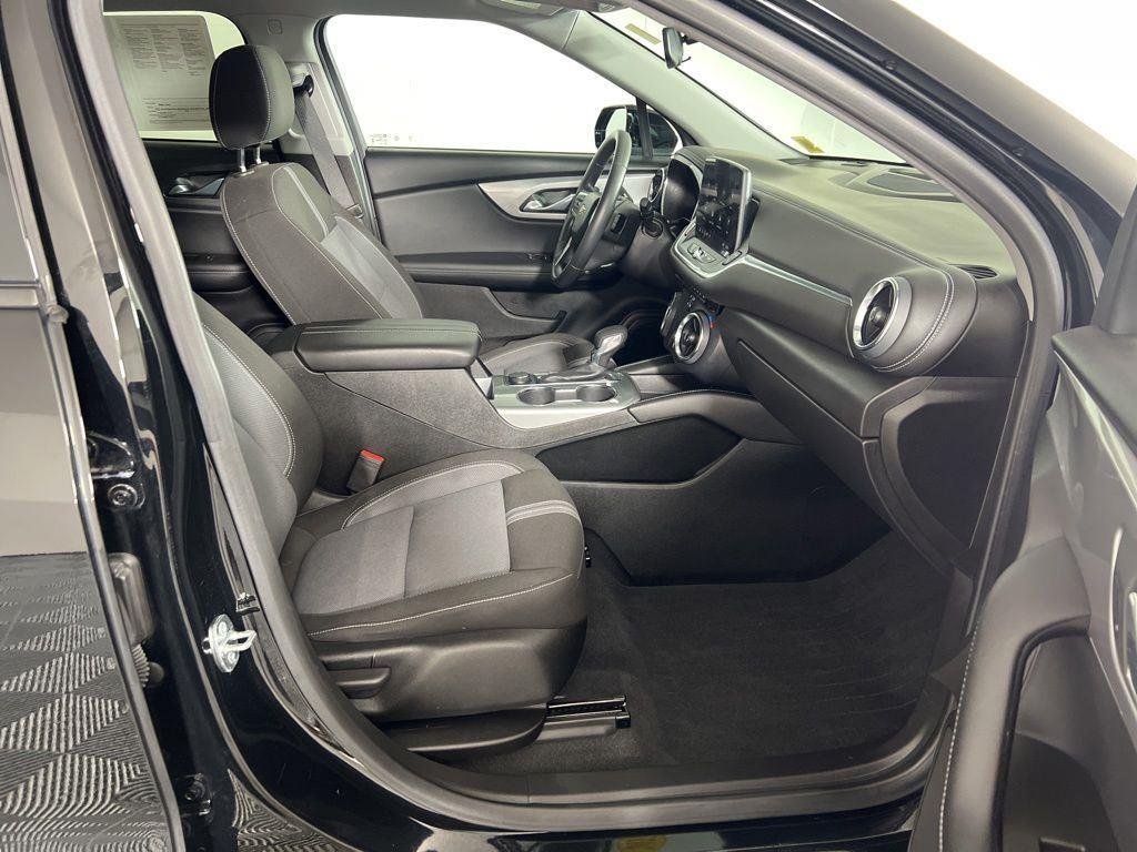 Used 2023 Black Chevrolet LT image 13