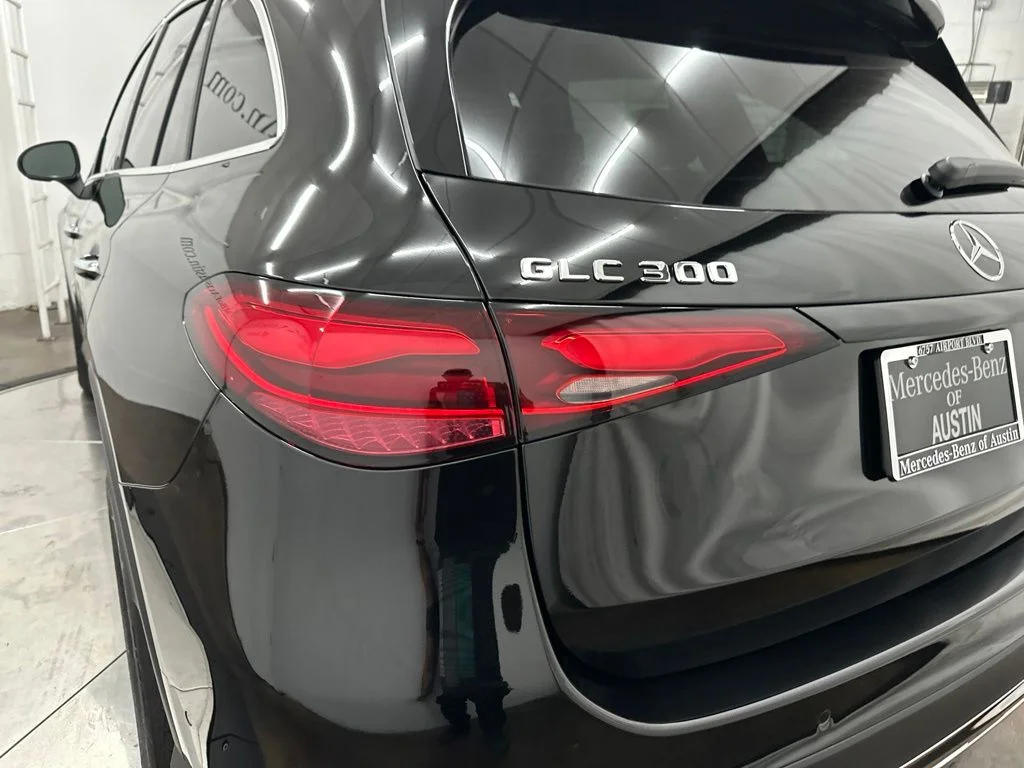 New 2026 Black Mercedes-Benz GLC 300 image 11