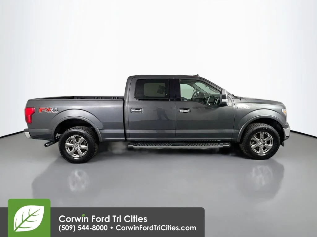 Used 2020 Magnetic Metallic Ford Lariat image 17