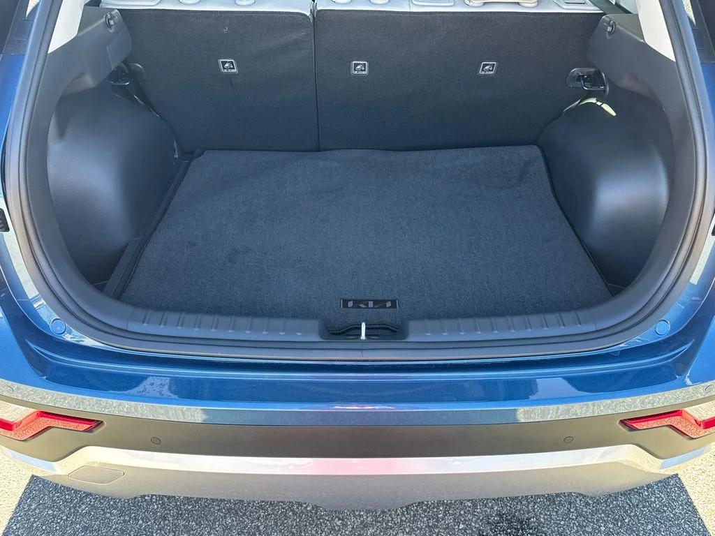 New 2026 Mineral Blue Kia EX image 18