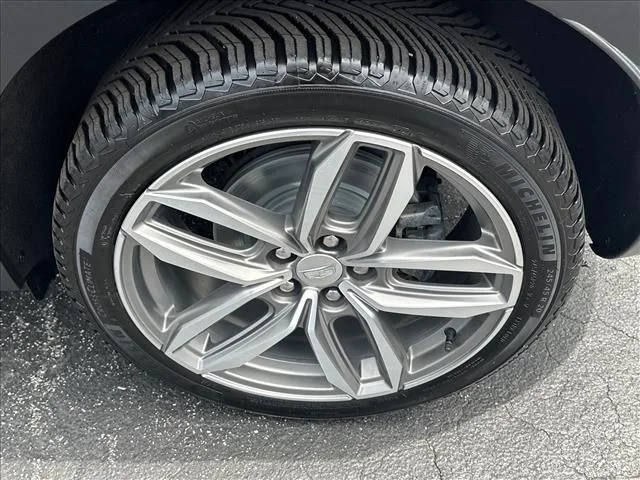 Used 2020 Red Cadillac Sport image 35
