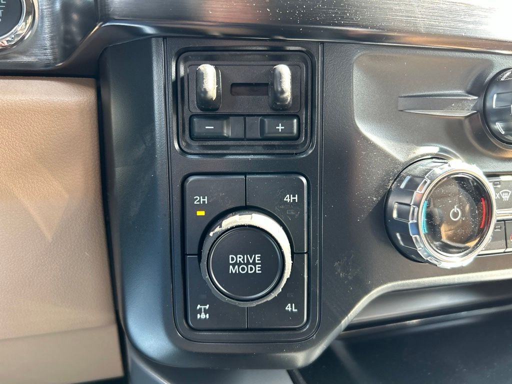 New 2026 Oxford White Ford Lariat image 26