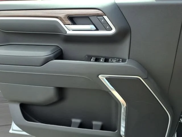 New 2026 Sterling Gray Metallic Chevrolet RST image 15