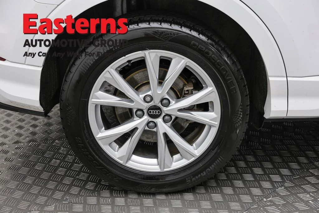 Used 2025 White Audi Premium image 29