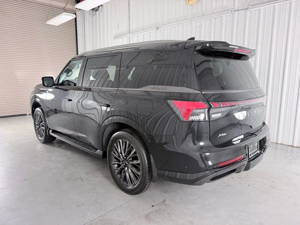 New 2027 MINERAL BLACK INFINITI Autograph 4WD image 8