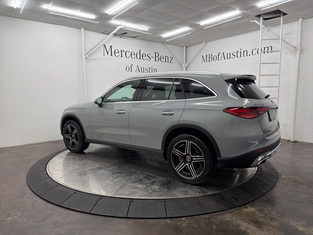 Used 2026 White Mercedes-Benz GLC 300 image 5