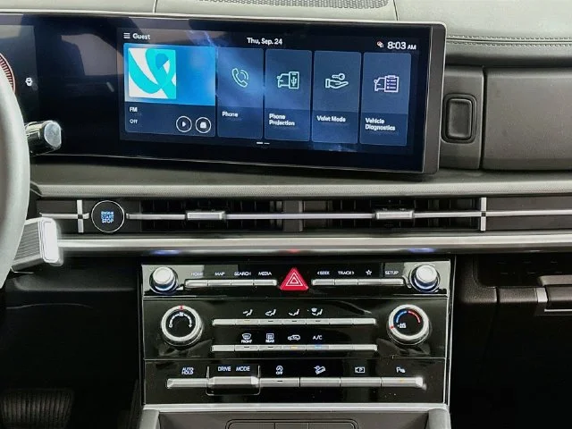 New 2027 Silver Hyundai SE image 15