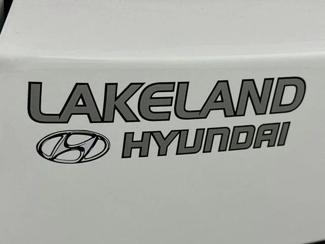 New 2027 White Hyundai SEL image 24