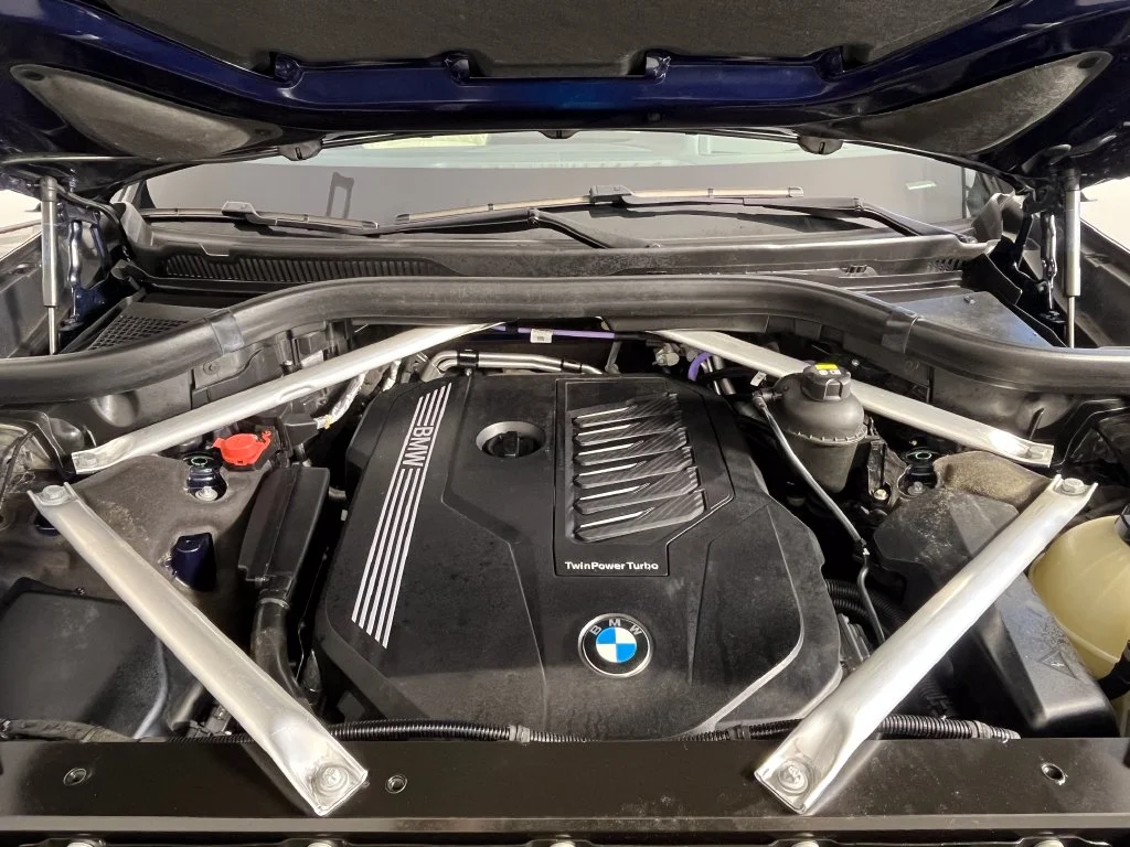 Used 2021 Blue BMW xDrive40i image 18