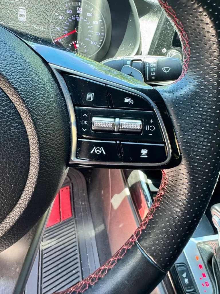 Used 2022 Black Kia GT image 13