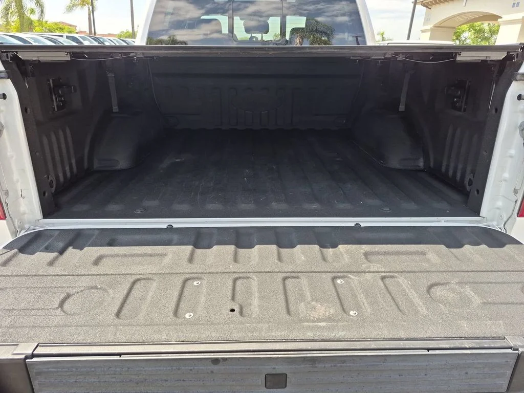 Used 2016  Ford King Ranch image 27