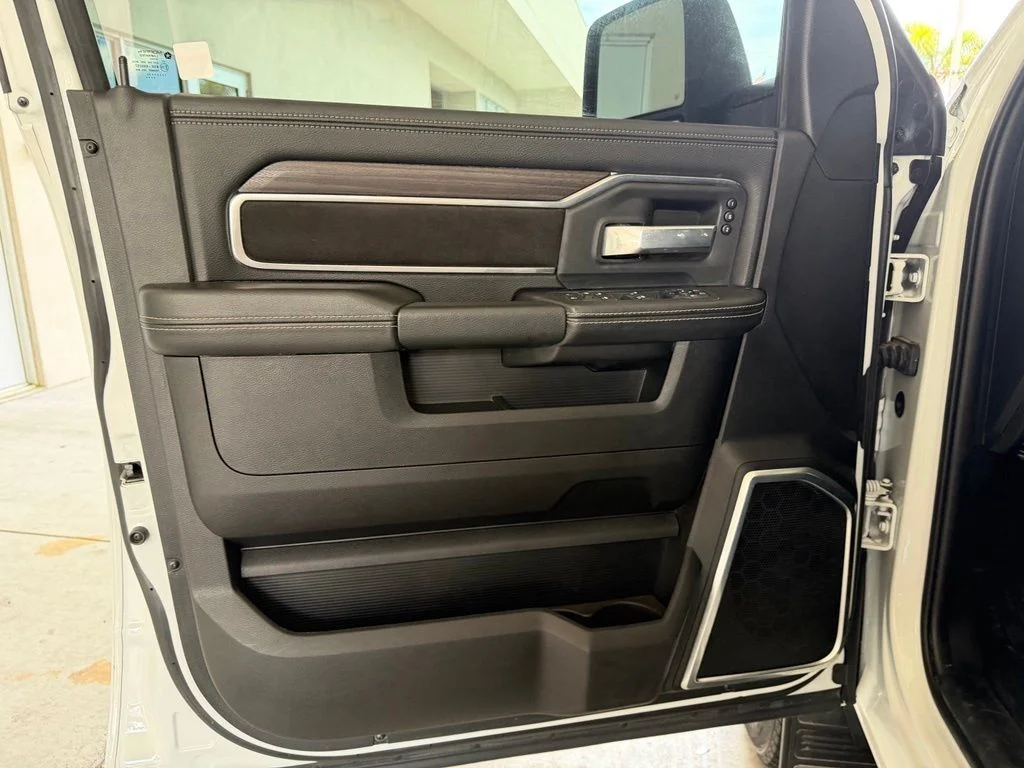 Used 2025 White Ram Laramie image 41
