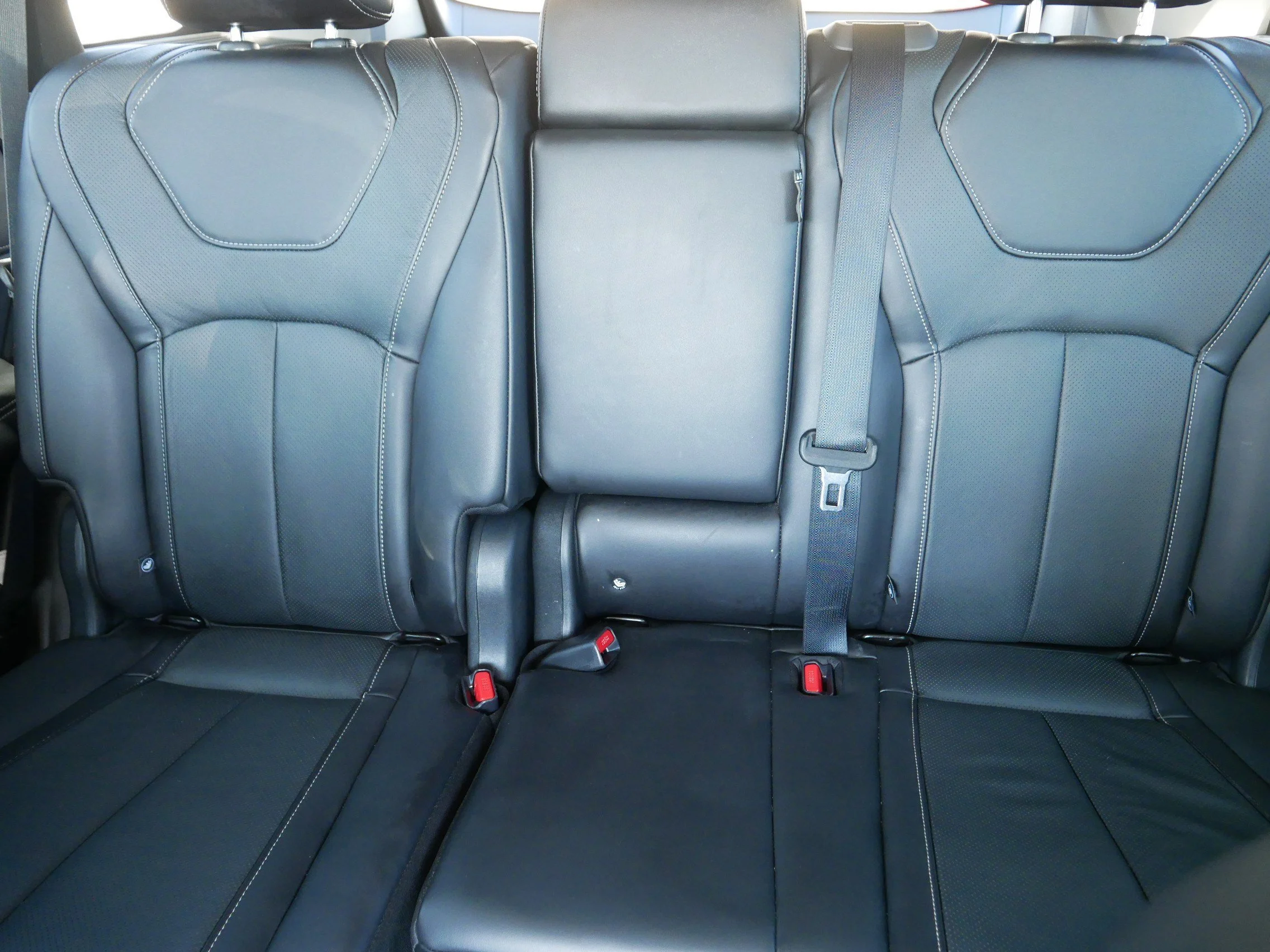 2025 INFINITI QX60 LUXE - Photo 13