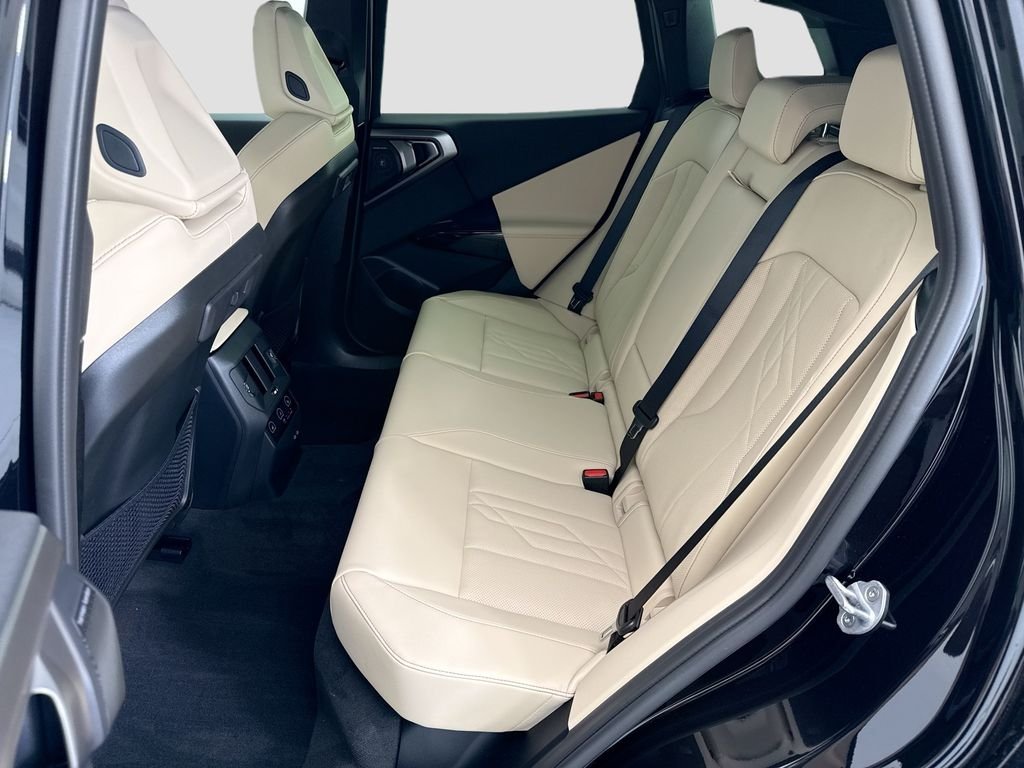 Used 2026 Black Sapphire Metallic BMW 30 xDrive image 20