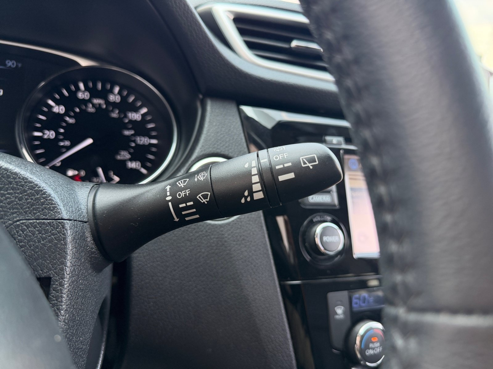 Used 2015 Super Black Nissan SL image 14