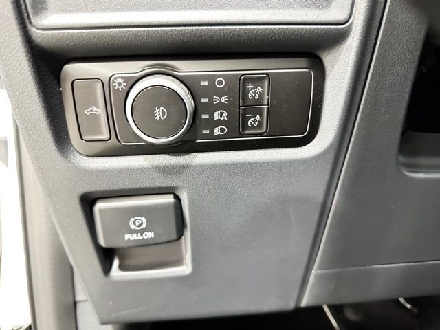 New 2026 Oxford White Ford XLT image 18