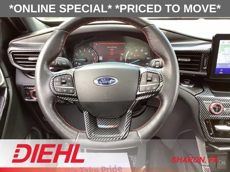 Used 2022 Gray Ford ST-Line image 33