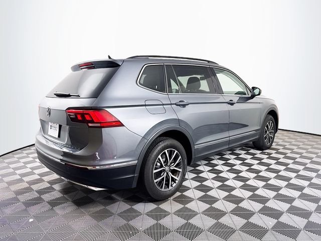 Used 2020 Gray Volkswagen 2.0T SE image 7