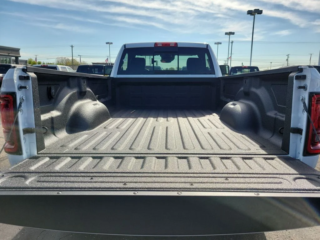 New 2026 Bright White Clear-Coat Exterior Paint RAM Tradesman image 8
