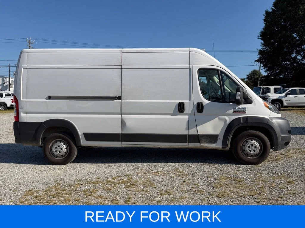 Used 2019 White Ram High Roof image 3