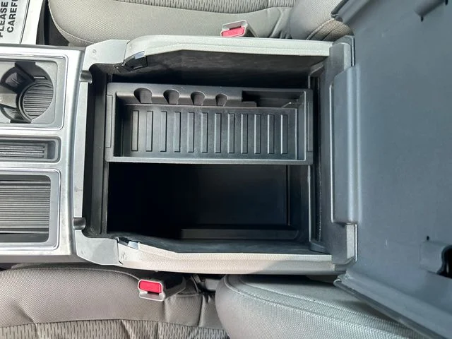 Used 2015 Magnetic Metallic Ford XLT image 24