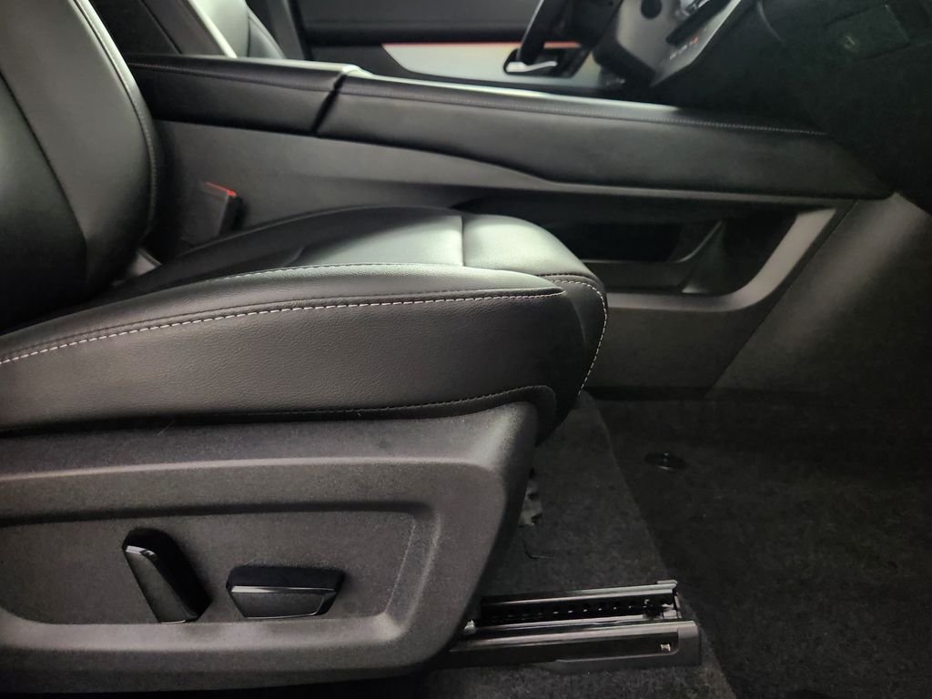 Certified Used 2025 White Nissan SL image 15